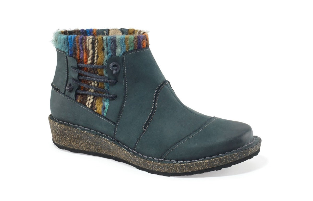Aetrex Tessa Sweater Ankle Boot – Walking Depot