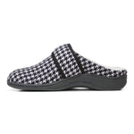 Vionic Carlin Flanel
