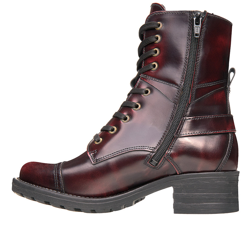 Taos crave deals boots on sale