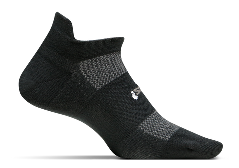Feetures High Performance Ultra Light No Show Tab in Black