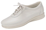 SAS Traveler in Bone Leather - Left 3/4 View