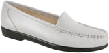 SAS Simplify in Silver Cloud Leather - Right 3/4 View